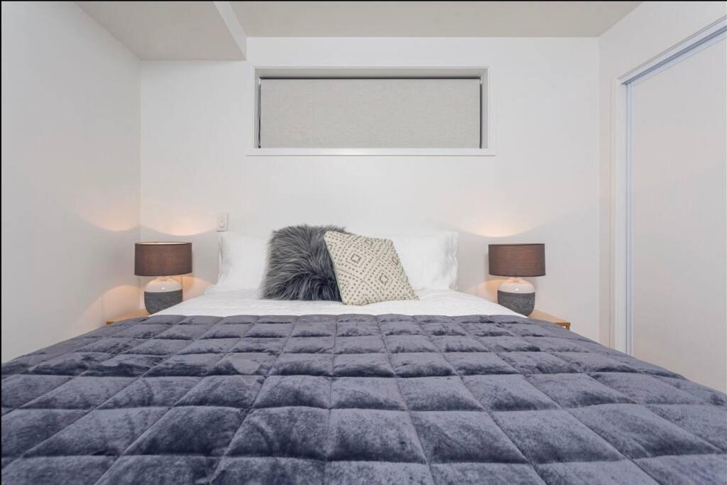 City Centre Apartment Close To Hagley Park Christchurch Bagian luar foto