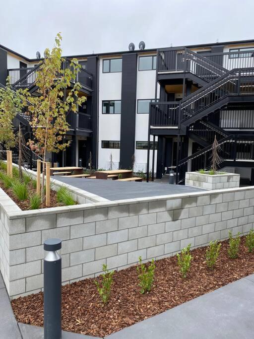 City Centre Apartment Close To Hagley Park Christchurch Bagian luar foto